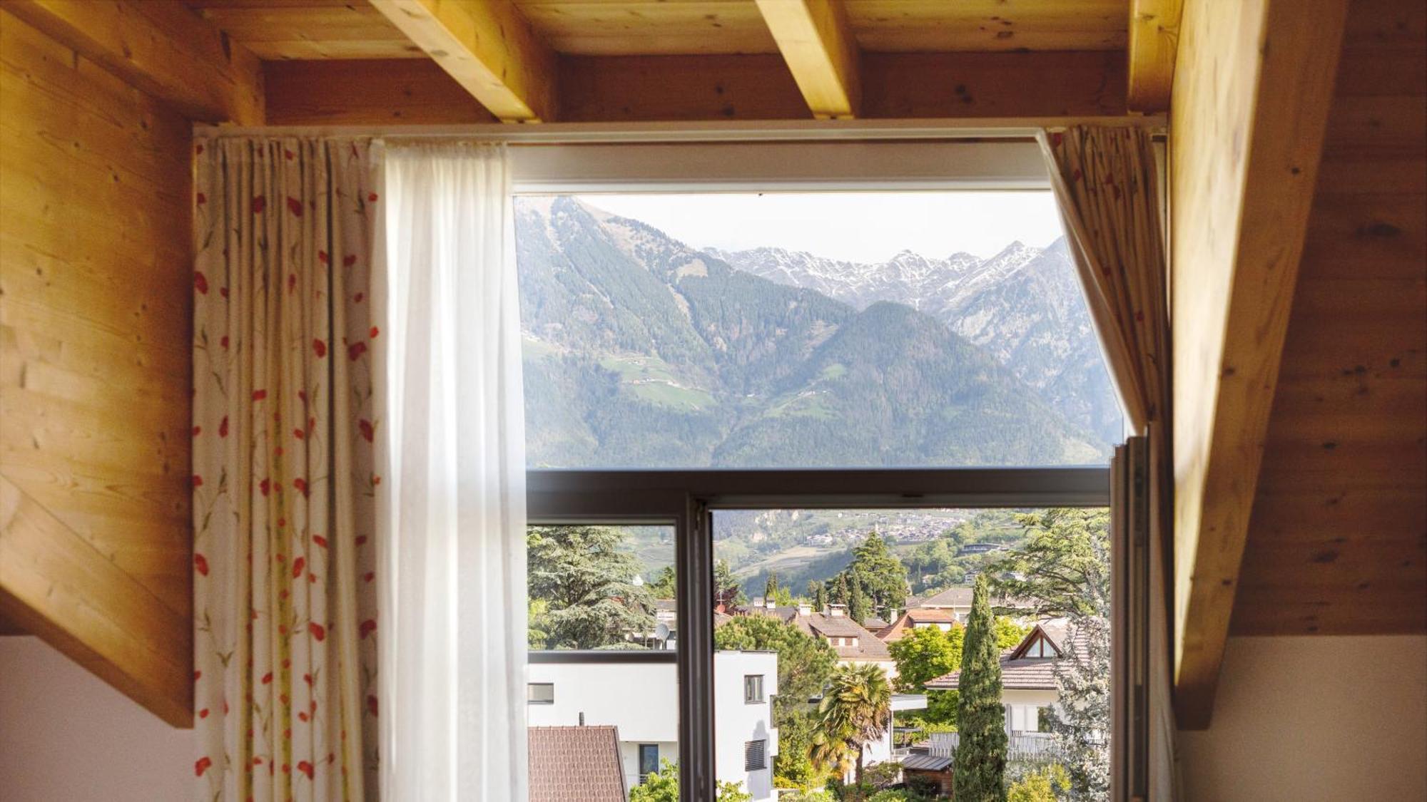 Hotel Villa Laurus Merano Exterior photo