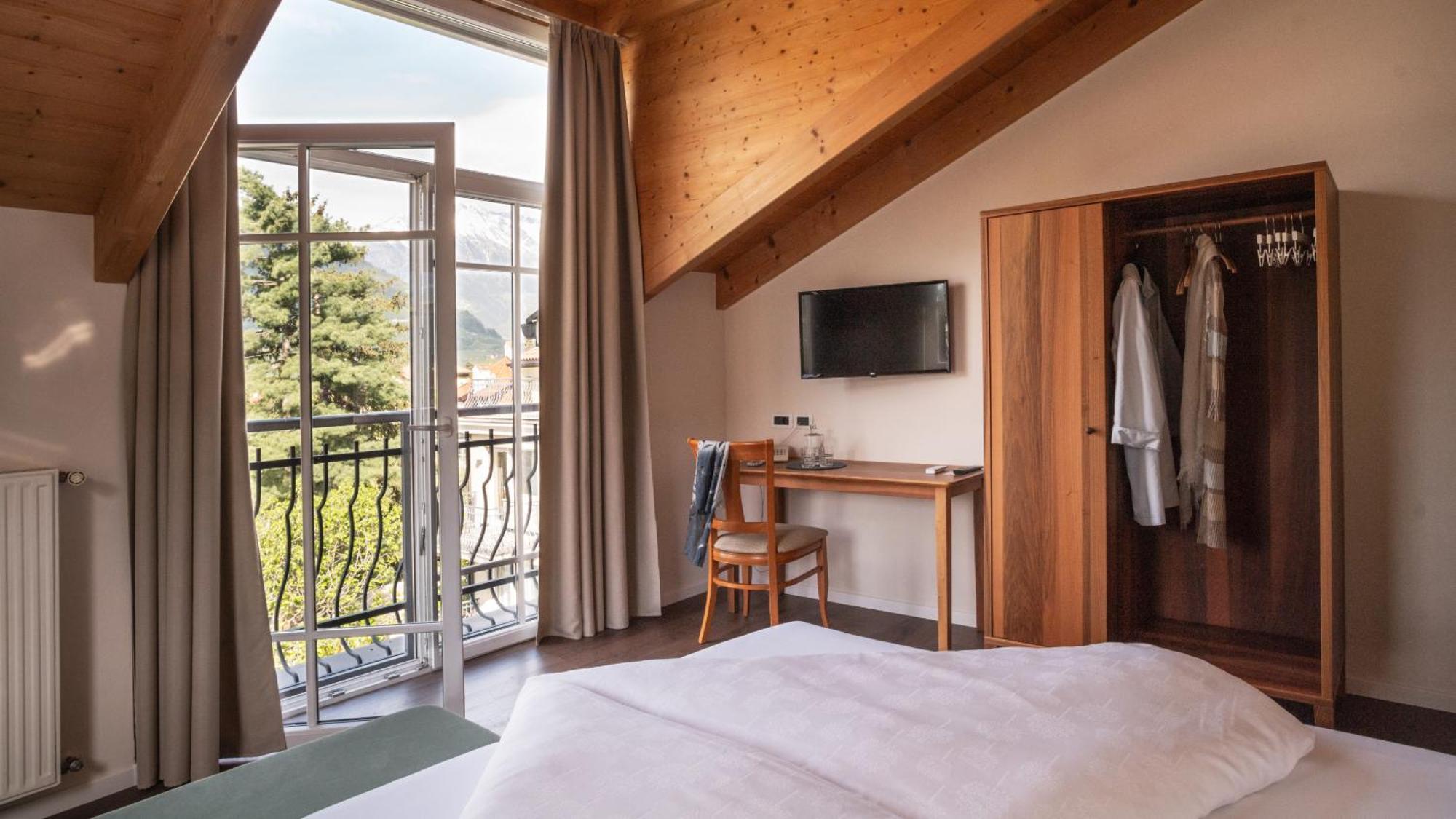Hotel Villa Laurus Merano Exterior photo