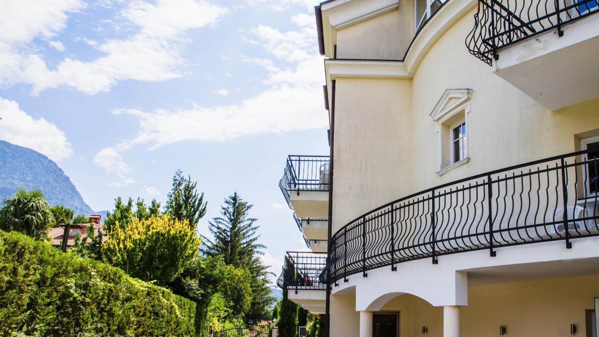 Hotel Villa Laurus Merano Room photo